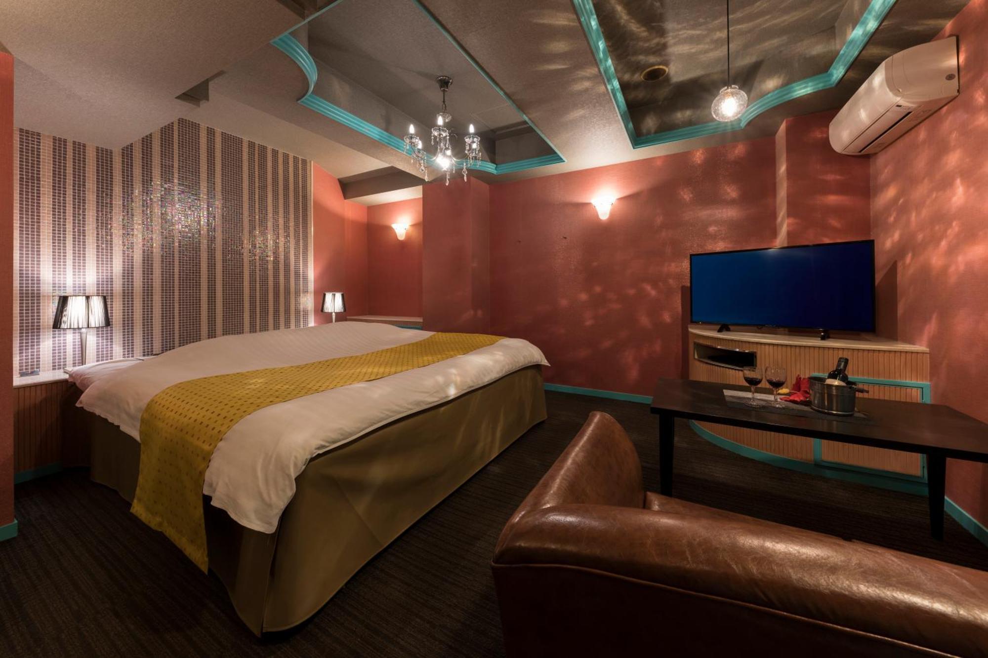 ホテル ジュエリージュエリー 十三 (Adults Only) Osaka Ngoại thất bức ảnh