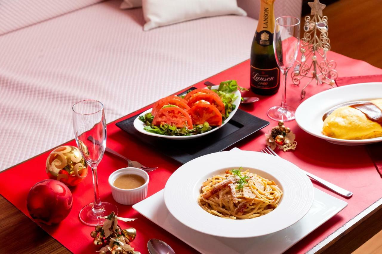 ホテル ジュエリージュエリー 十三 (Adults Only) Osaka Ngoại thất bức ảnh